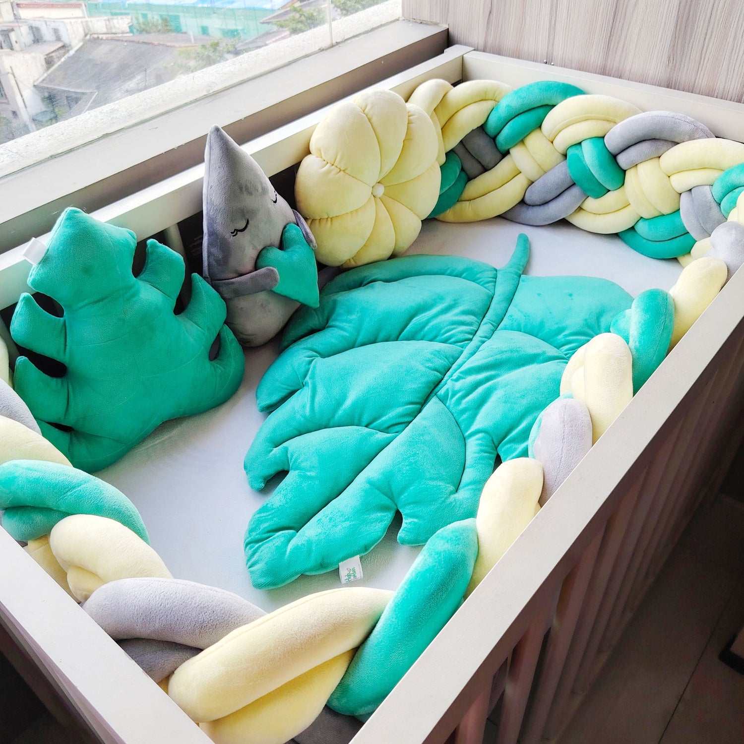 Mint Daisy Dream